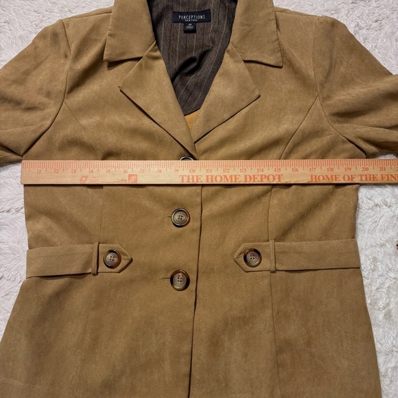 Vintage 90’s Perceptions Cropped Trench Style Jacket Size 14 tan brown blazer - Picture 4 of 9